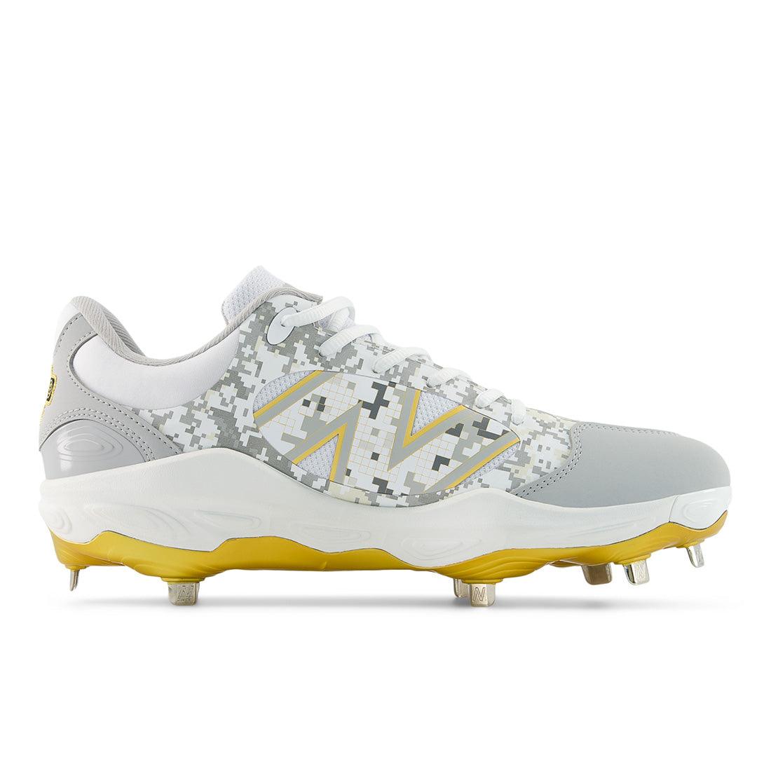 New Balance Men's Fresh Foam X 3000 V7 Armed Forces Metal Baseball Cleats - Image 3